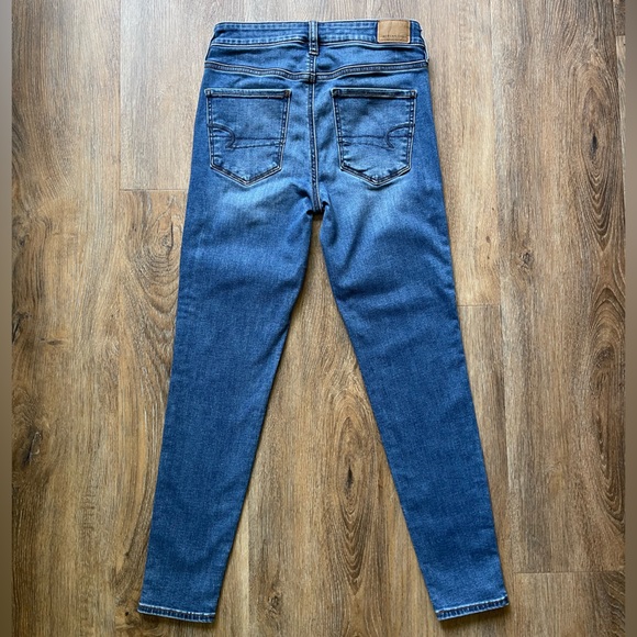 American Eagle Skinny Jeans - Picture 2 of 3